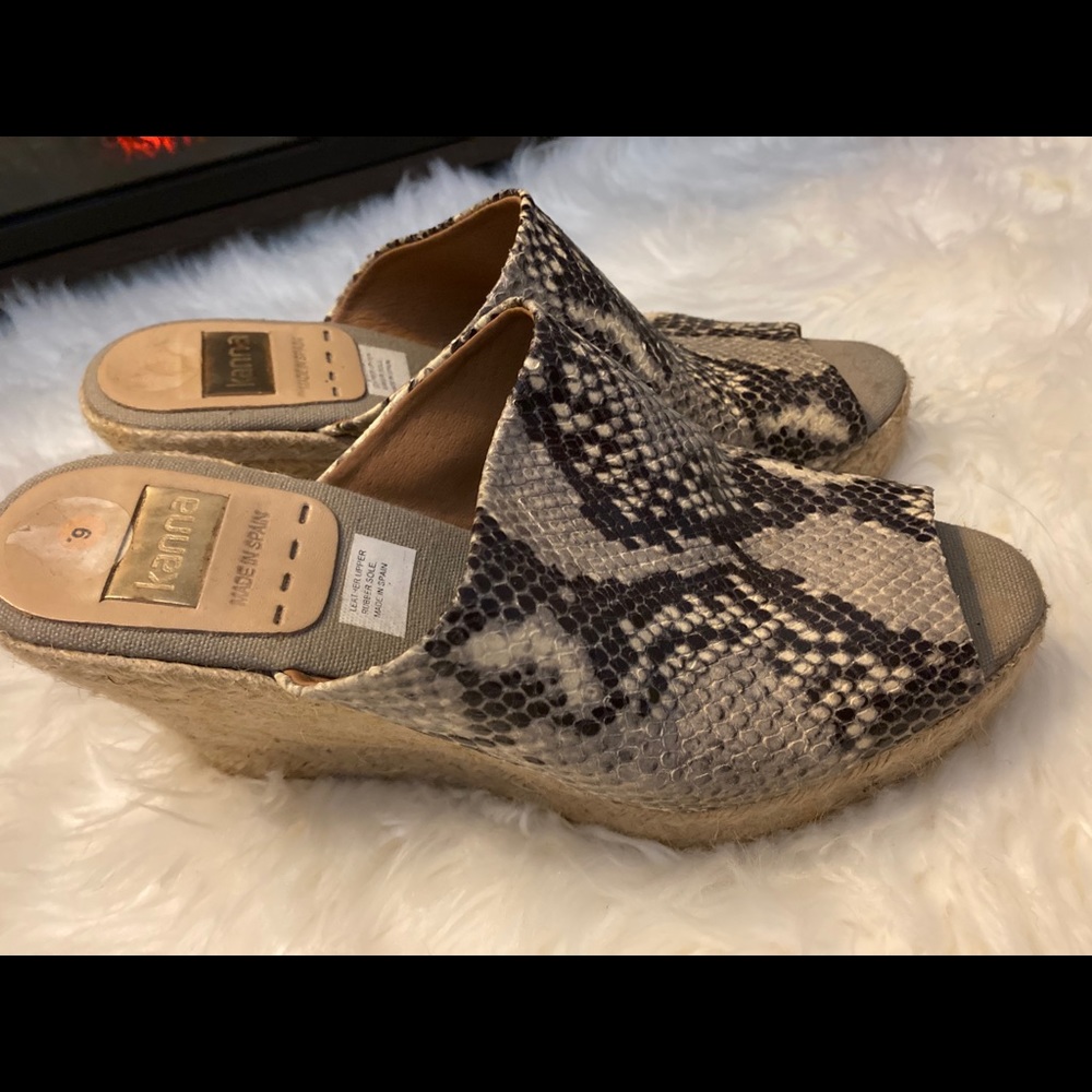 Kanna Leather “Snakeskin” Wedges